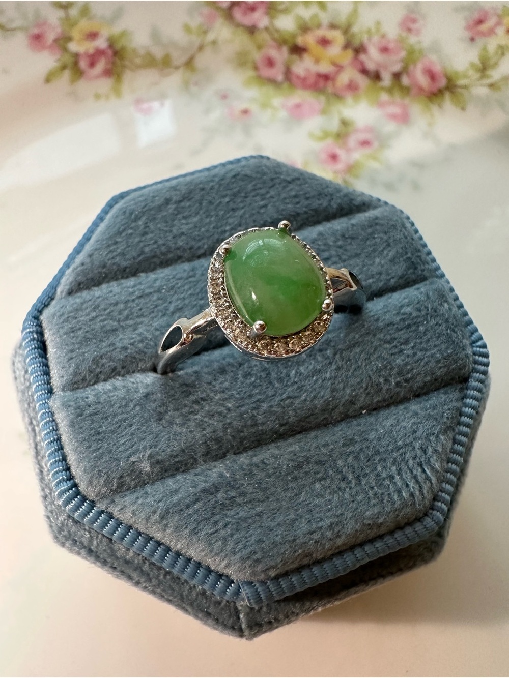 💚 Elegant Nephrite Jade & Sparkle Halo Ring - Adjustable Silvertone ✨